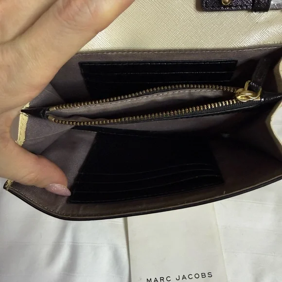 Marc Jacobs Yellow and Cream Crossbody Bag - Picture 4 of 5